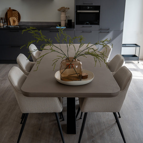 Beton Cire Tisch
