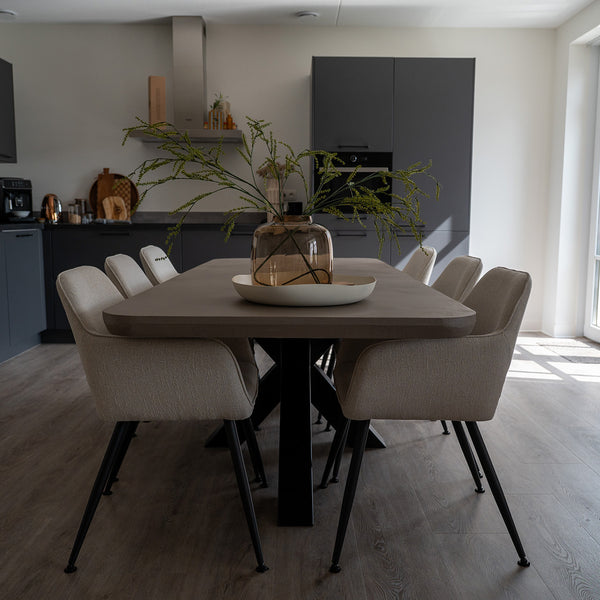 Beton Cire Tisch