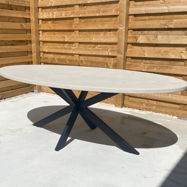 Beton Cire Tisch